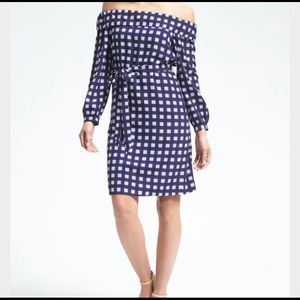 Banana Republic Off The Shoulder Check Dress with Tie / Size: M / Worn Once